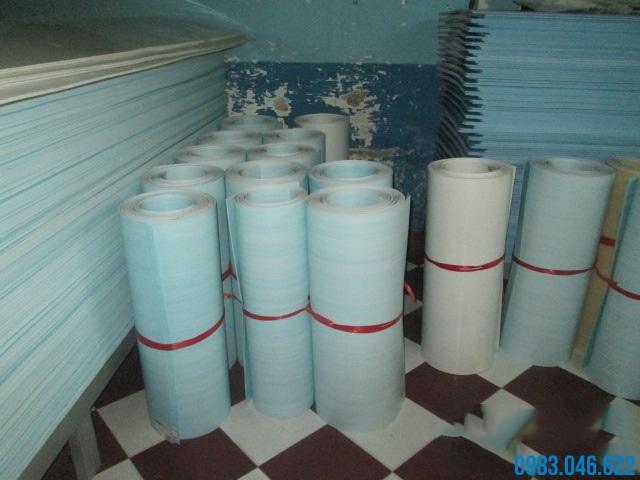 Rập Nhựa Rạng Đông Bền Bỉ Theo Thời Gian